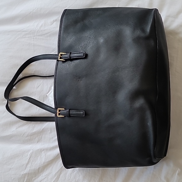 Michael Kors Large Travel Bag - Picture 2 of 2